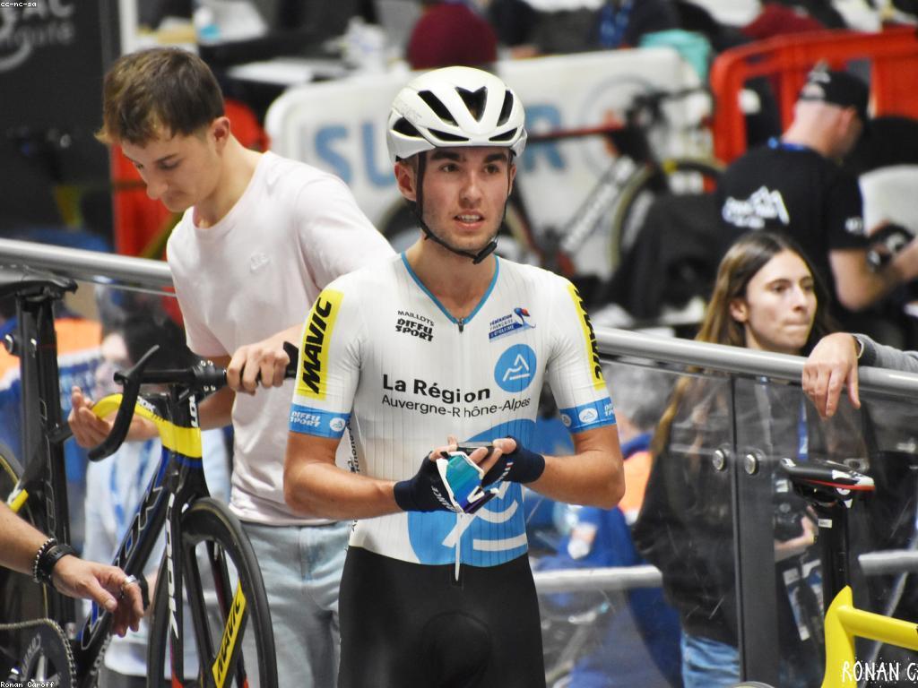 ការ៉ូស្លុត: ការចាប់ផ្តើមនៃការប្រកួតប្រជែងថ្មី